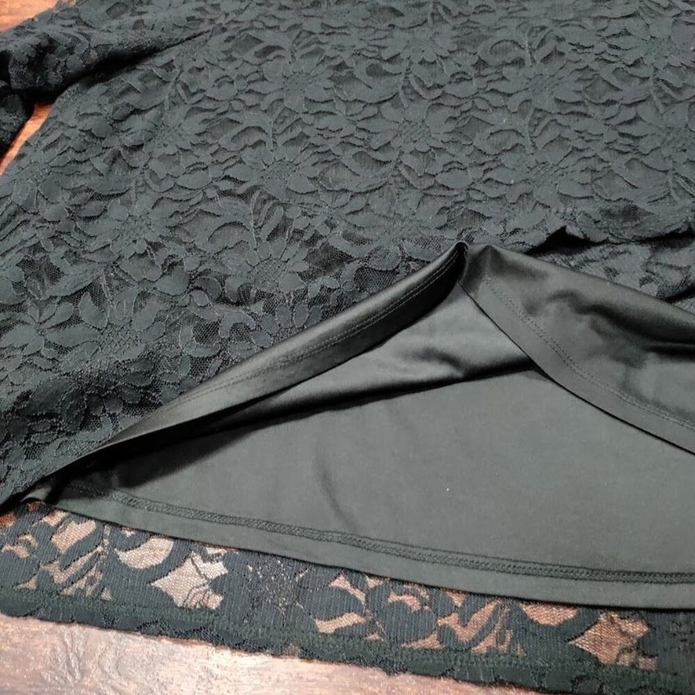 Torrid Stretch Lace & Mesh Crew Neck Long Sleeve Blouse Top Black Women's 3XL - Picture 4 of 11